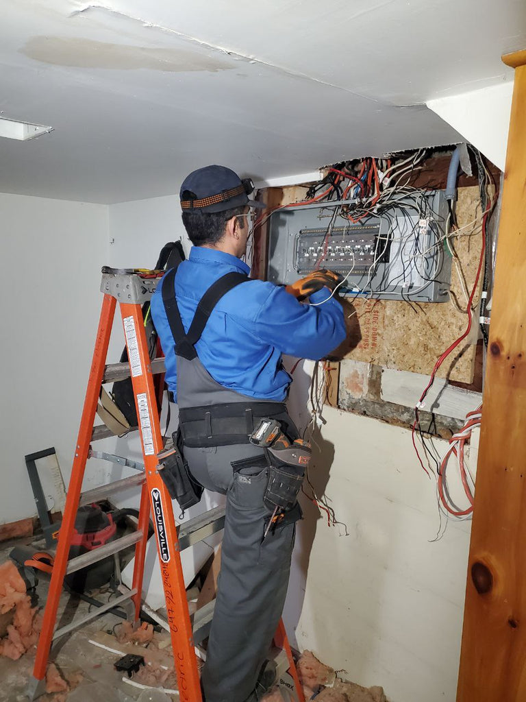 7 Things to Know about Electrical Panel Upgrade, fuse to breaker panel, overhead and underground service